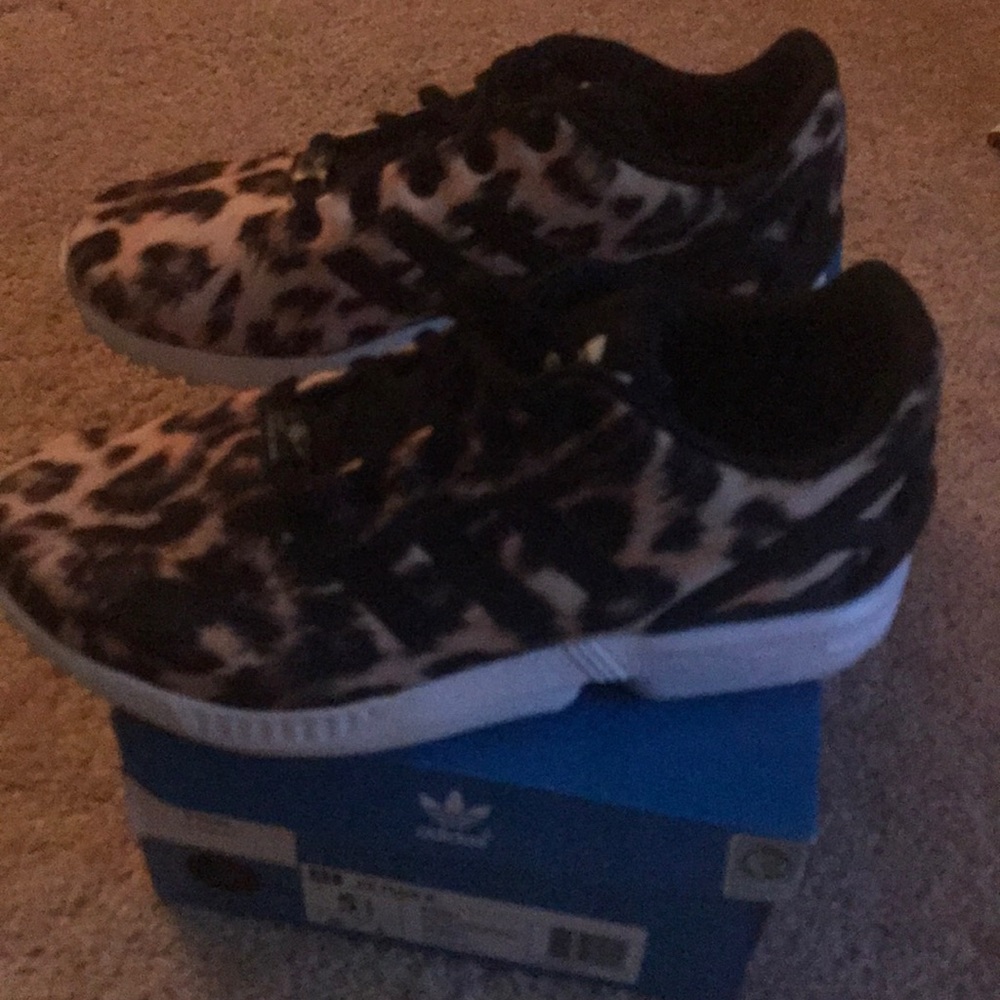 Adidas cheetah print